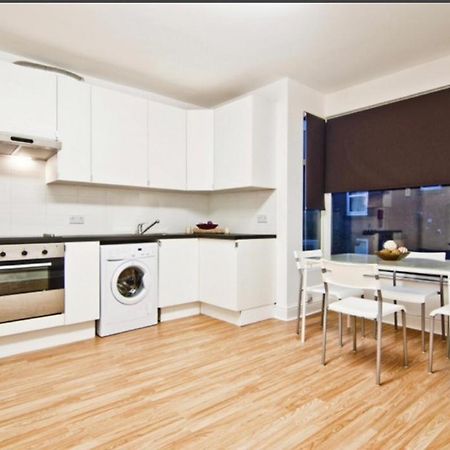 Budget Double Room Close To Leeds University And City Centre Экстерьер фото