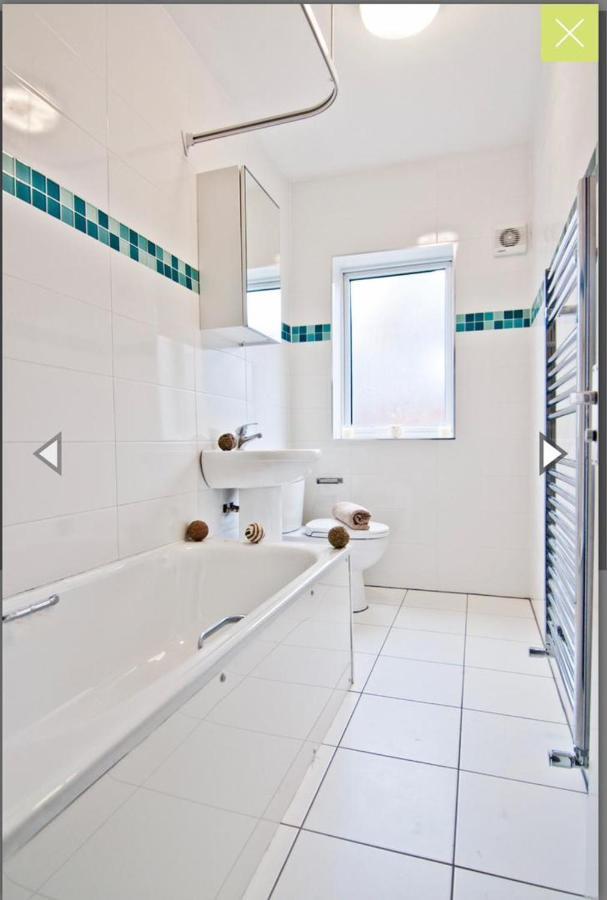 Budget Double Room Close To Leeds University And City Centre Экстерьер фото