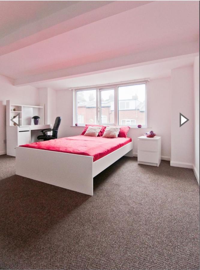 Budget Double Room Close To Leeds University And City Centre Экстерьер фото
